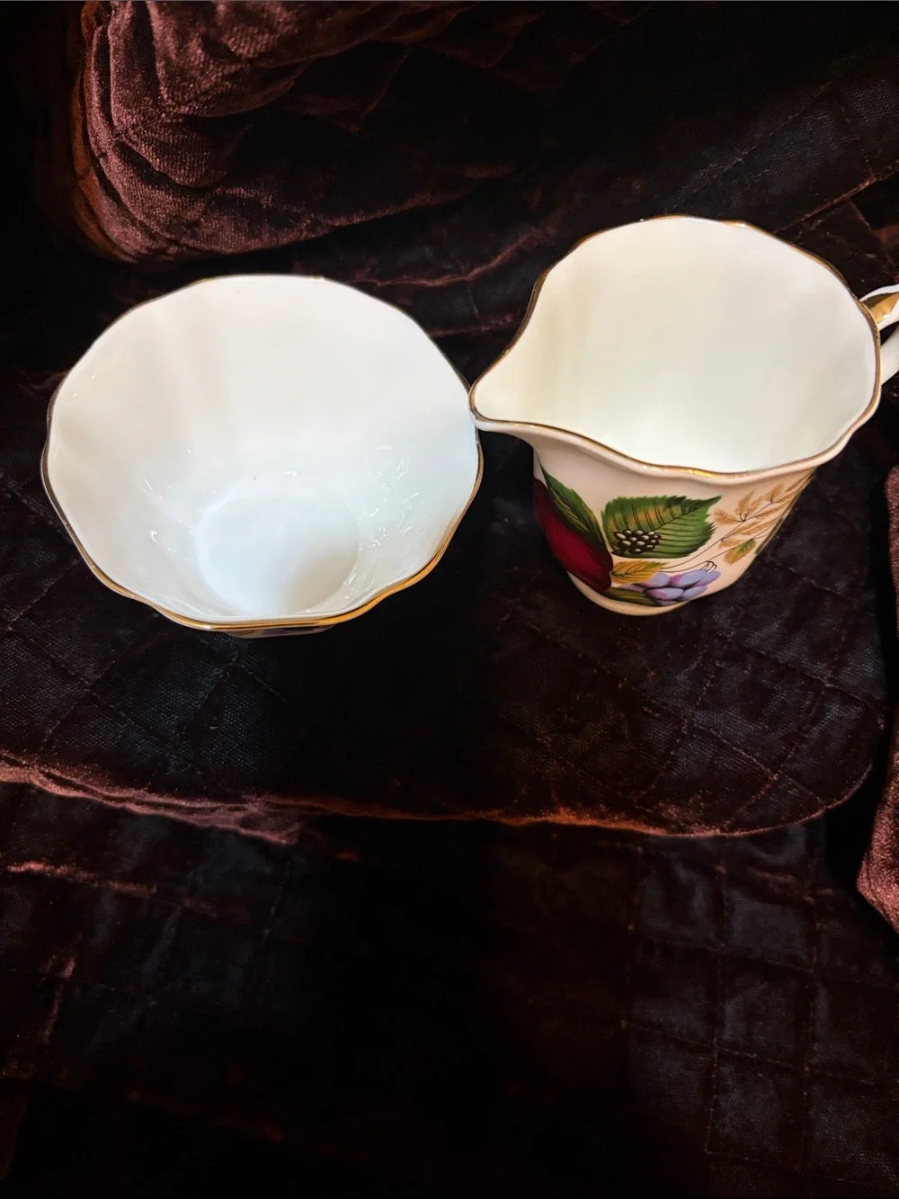 Porcelain Creamer and Sugar Set with Fruit Motif - White